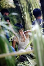 Penjual Ketupat Lebaran Memanen Rezeki