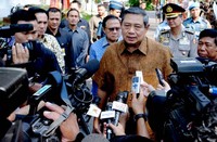 Dalam keterangannya, Presiden SBY berharap JK bisa menjadi utusan khusus RI untuk kasus Rohingya. (Setpres).