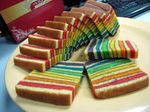 Uniknya Lapis Legit Rainbow Ny. Liem