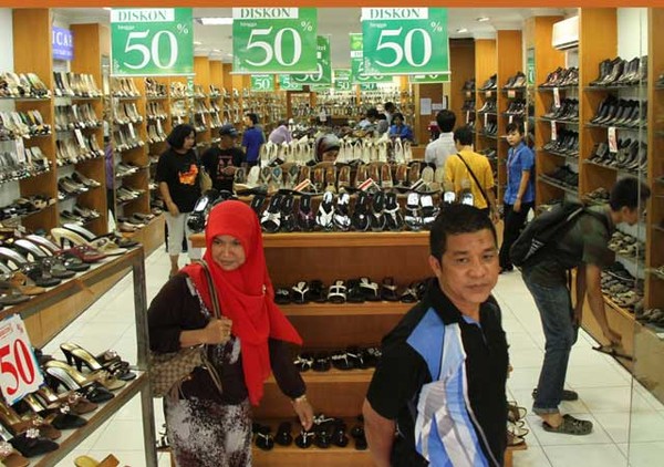 Jelang Lebaran, Pusat Perbelanjaan Gelar Diskon