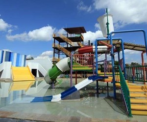 Yuk, Main Air di 2 Water Park di Yogya!