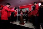 Soal Pilgub DKI, Mega Dikeroyok oleh Foke Cs