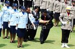Seorang Peserta Pingsan di Depan Presiden
