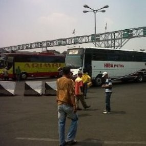 Macet, Bus Terlambat Tiba di Terminal Leuwipanjang
