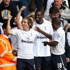 Defoe: Sulit Cari Pengganti Modric