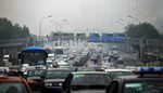 Cuaca Berkabut Kepung China Daratan