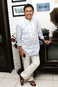 Baju koko Eko Patrio.  Gus Mun/detikcom