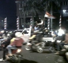 Warga Ramaikan Takbiran Keliling di Pusat Kota Bandung