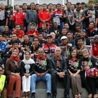 Berbuka Puasa dan Beramal Bersama Menlu Singapura