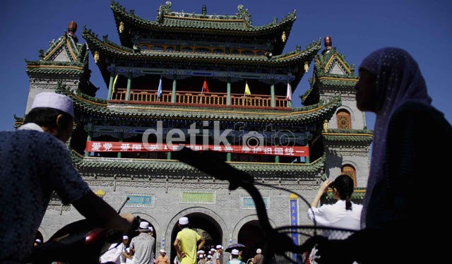 Hangatnya Silaturahmi Idul Fitri di Yinchuan, Chia Bao Le, Xie Xie...