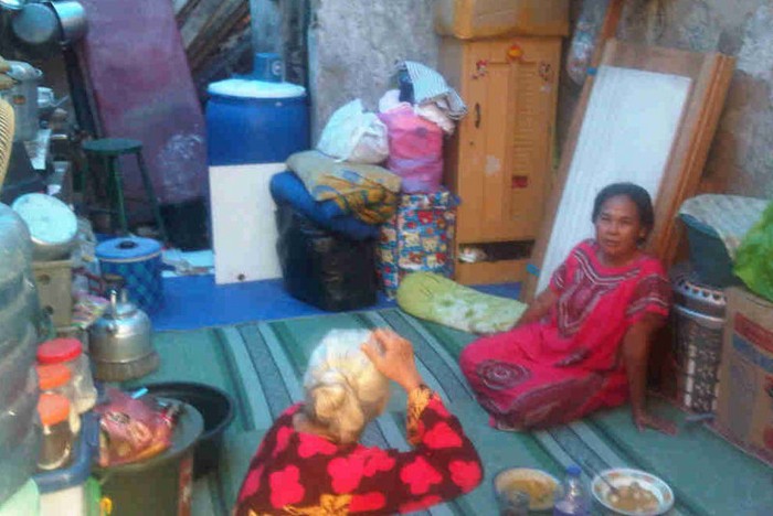 Cara Berlebaran Ala Korban Kebakaran