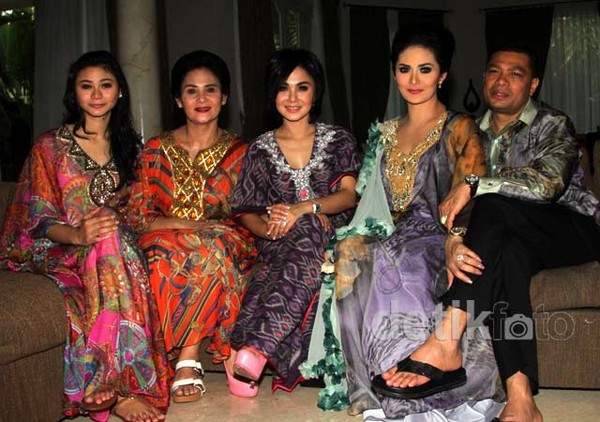 KD Gelar Open House di Rumah Barunya