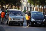 Pengemis Berkedok Penyapu Jalan Marak di Jakarta