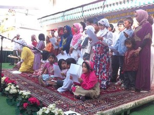 Takbir Idul Fitri 1433 H Juga Bergema di Kota Bern Swiss