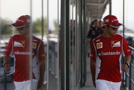 Ferrari Tuntut Massa Tampil Lebih Baik