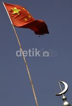 Melongok Masjid Nanguan China