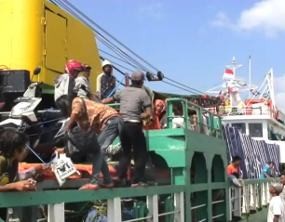 Arus Mudik ke Pulau Kangean Masih Padat