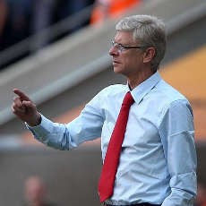 Wenger Minta Podolski Ubah Cara Bermain