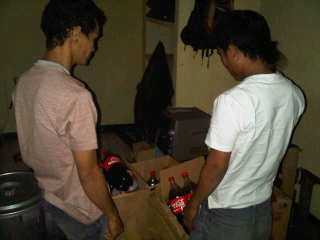 2 Orang Penjual Minuman Keras Oplosan Dibekuk Polisi
