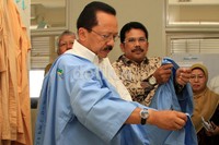 Dalam kunjungannya, Foke juga menyempatkan diri melihat ruang PICU (Pediatric Intensive Care Unit).