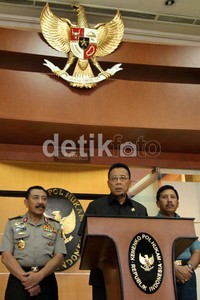 Djoko meminta wartawan dan masyarakat tidak terpancing video itu.