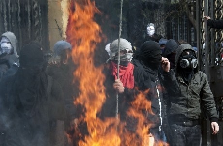 Bentrok dengan Polisi, 113 Pelajar & Mahasiswa di Chili Ditangkap