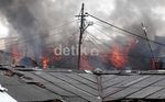 4 Rumah di Jl Bangka Hangus Terbakar