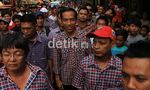 Ratusan Warga Mengelu-elukan Jokowi