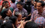 Ratusan Warga Mengelu-elukan Jokowi