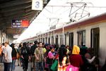 KRL Jadi Transportasi Favorit Warga Bekasi