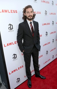Penampilan baru Shia LaBeouf. (Christopher Polk/Getty Images).