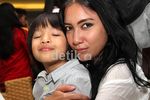 Tia Ivanka dan Anak Kesayangannya
