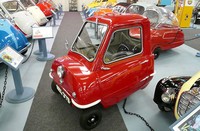 Menyebut mobil kecil, tak lengkap rasanya tanpa mobil ini, Peel P50. Mobil yang diproduksi  di Isle of Man oleh Peel Engineering ini tercatat sebagai mobil paling kecil di dunia. Mobil ini diproduksi. (dok Bruce Weiner Microcar Museum).