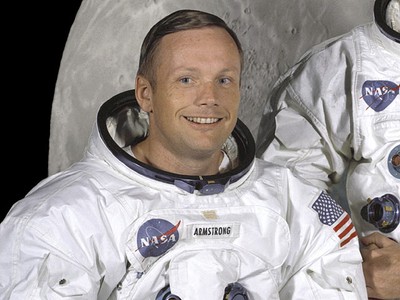 Neil Armstrong dalam Kenangan