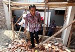 Susuri Gang Sempit, Jokowi Sapa Warga Jakarta