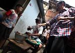 Susuri Gang Sempit, Jokowi Sapa Warga Jakarta