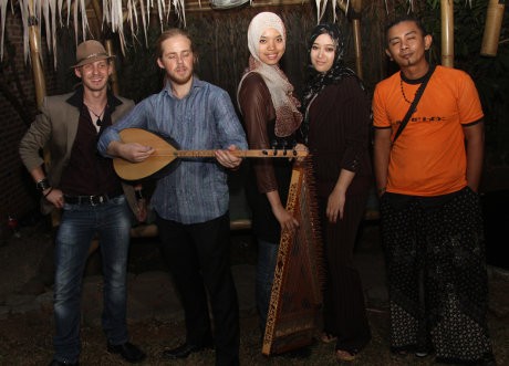 Debu Jalani Ramadan di Turki dan Lebaran di Pesawat