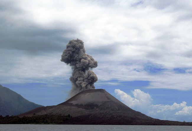 5 Letusan Dahsyat Gunung di Indonesia