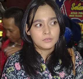 Main Teater Lagi, Ine Febriyanti Perankan Durga