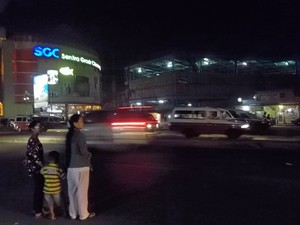 SGC Cikarang saat gelap