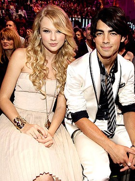 Pria-pria di Kehidupan Percintaan Taylor Swift