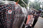 Marak Penjualan Baju Kotak-kotak Jokowi di Jakarta