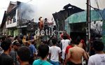 7 Rumah Ludes Terbakar di Sawah Besar