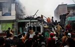 7 Rumah Ludes Terbakar di Sawah Besar