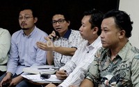 Aktivis Usman Hamid memberi paparannya soal kekerasan yang semakin meningkat. Menurutnya dari tahun ke tahun kasus kekerasan yang menimpa minoritas semakin meluas dan intensitas yang dalam.