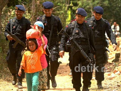 Pasca Kerusuhan, Polisi Masih Berjaga di Sampang