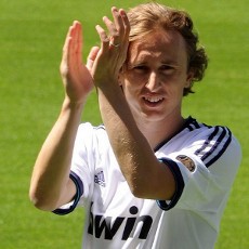 Tekanan Besar Menanti Modric di Madrid