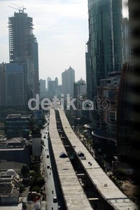 Jalan layang non tol tersebut untuk mengurai kemacetan di sepanjang Jalan Satrio-Jalan KH Mas Mansyur.