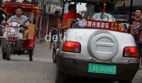 Di Distrik Shichahai, Beijing, angkutan ini menjadi favorit warganya dan wisatawan yang berkunjung ke daerah itu.
