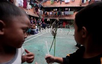 Dalam beberapa tekan terakhir, Jakarta dirundung musibah kebakaran yang biasanya menyerang perkampungan padat penduduk. Gubernur Fauzi Bowo dan berbagai kalangan menyatakan rusun lebih aman dari bencana kebakaran.
